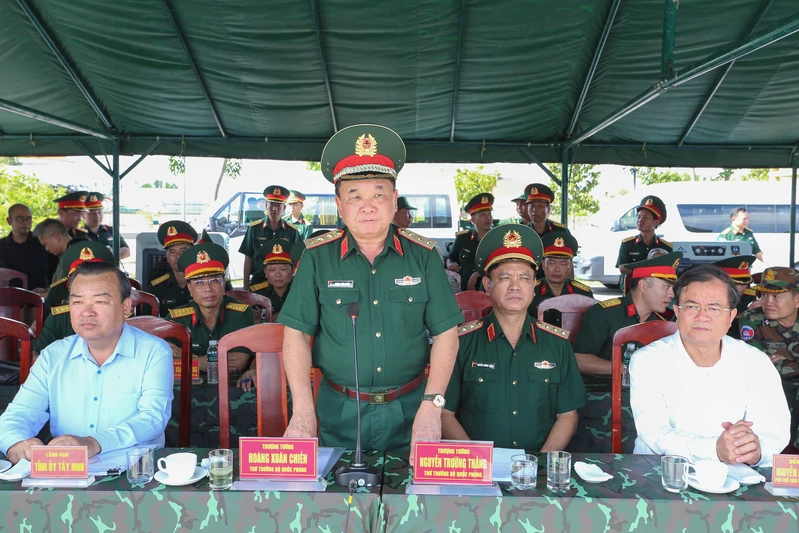 Bộ Quốc phòng kiểm tra công tác chuẩn bị Giao lưu hữu nghị quốc phòng biên giới Việt Nam - Campuchia