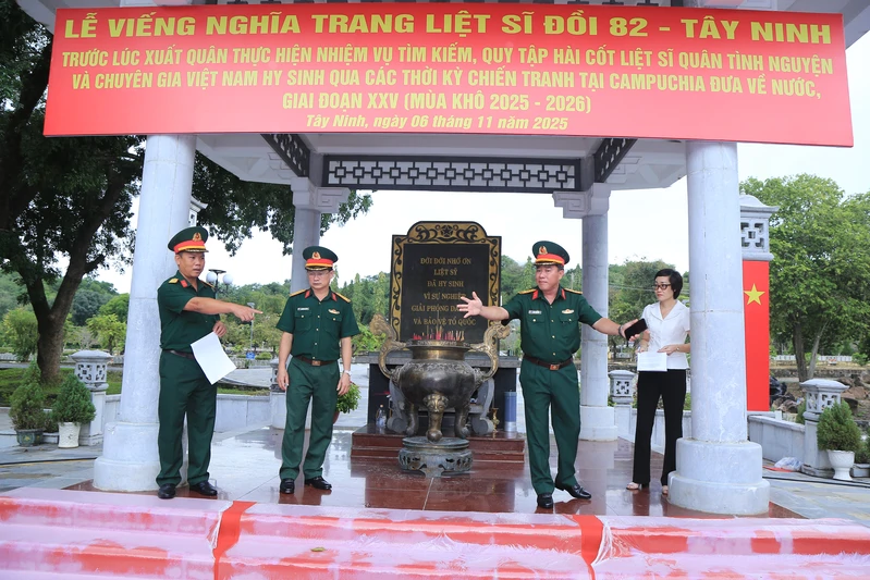 Ban Chỉ đạo 515 Quân khu 7 kiểm tra công tác chuẩn bị tổ chức lễ xuất quân cho các Đội K thực hiện nhiệm vụ tại Campuchia