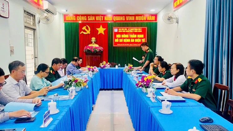 Hội đồng thẩm định Bệnh viện Quân dân y Miền Đông tổ chức thẩm định Hồ sơ bệnh án điện tử
