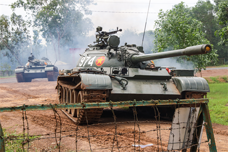 ​Trên thao trường huấn luyện xe tăng