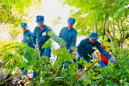 Hơn 300 chiến sĩ tình nguyện phường Hiệp Bình ra quân các chiến dịch tình nguyện hè