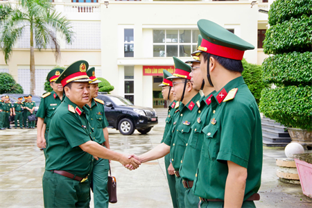 Quân khu kiểm tra, nắm tình hình tại Ban Chỉ huy Phòng thủ khu vực 2 - Đông Gia Nghĩa và Ban Chỉ huy Bộ đội Biên phòng tỉnh Lâm Đồng