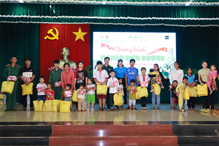 Chăm lo cho trẻ em huyện biên giới Bù Gia Mập, tỉnh Bình Phước